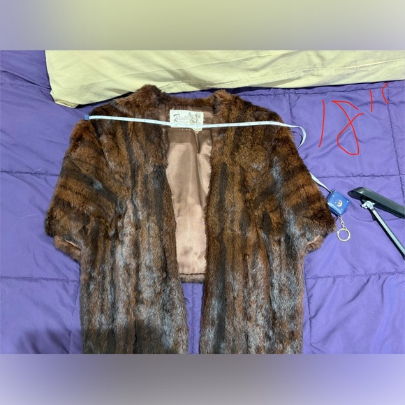 Mink Fur Stole - Picture 5 of 10